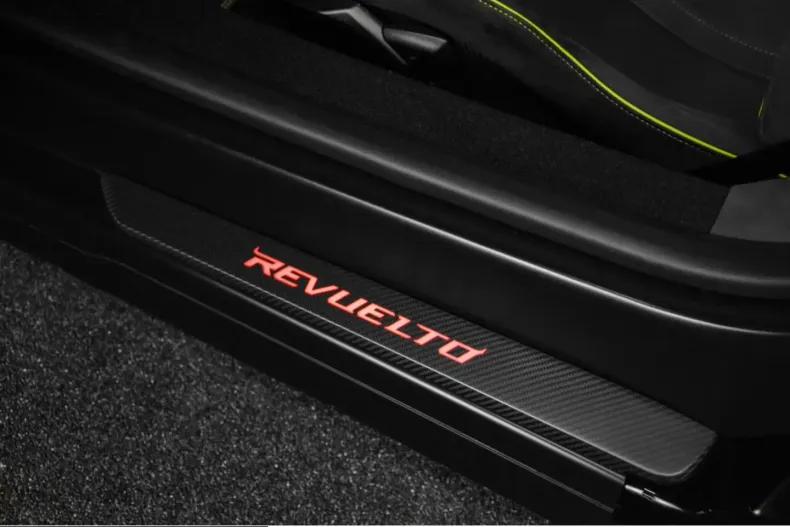 Lamborghini Revuelto din 2025 cu 2.190 km - oferta LAM225579 - foto 18