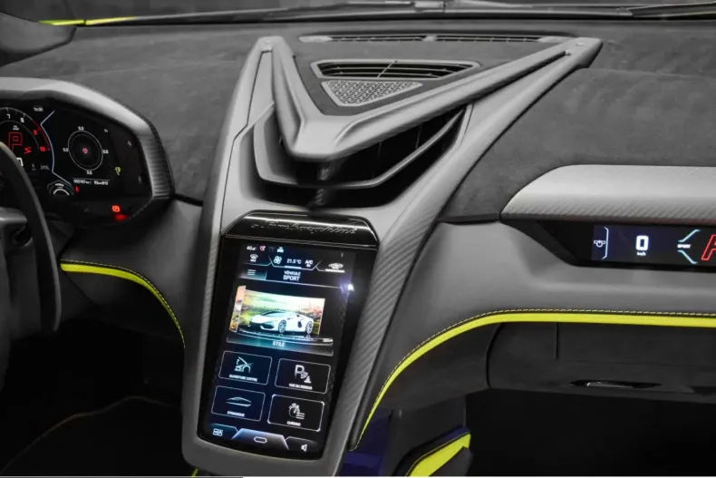 Lamborghini Revuelto din 2025 cu 2.190 km - oferta LAM225579 - foto 26