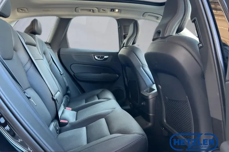 Volvo XC60 din 2021 cu 10.250 km - oferta VOL225598 - foto 13