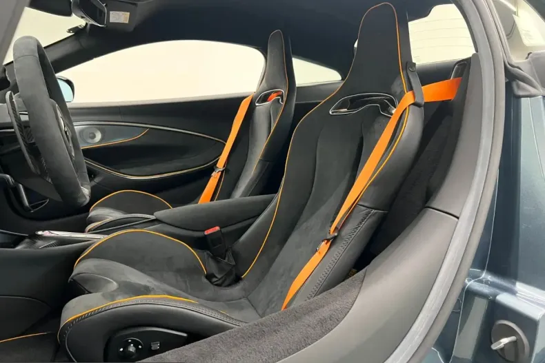 McLaren Artura din 2023 cu 3.800 km - oferta MCL225599 - foto 9