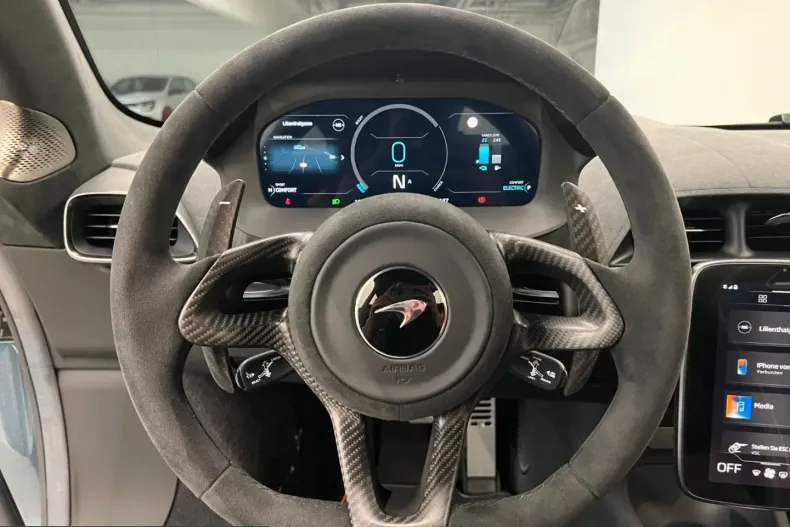 McLaren Artura din 2023 cu 3.800 km - oferta MCL225599 - foto 11