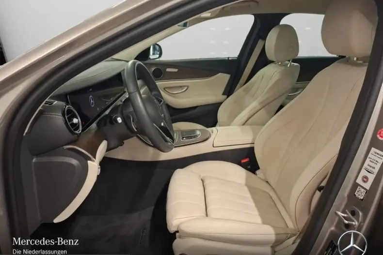 Mercedes-Benz E 300 (Clasa E) din 2023 cu 69.161 km - oferta MER225606 - foto 9