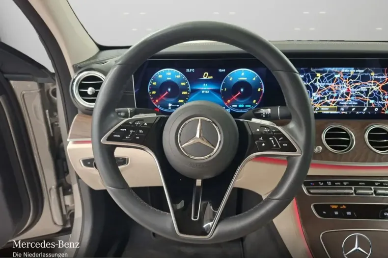 Mercedes-Benz E 300 (Clasa E) din 2023 cu 69.161 km - oferta MER225606 - foto 11