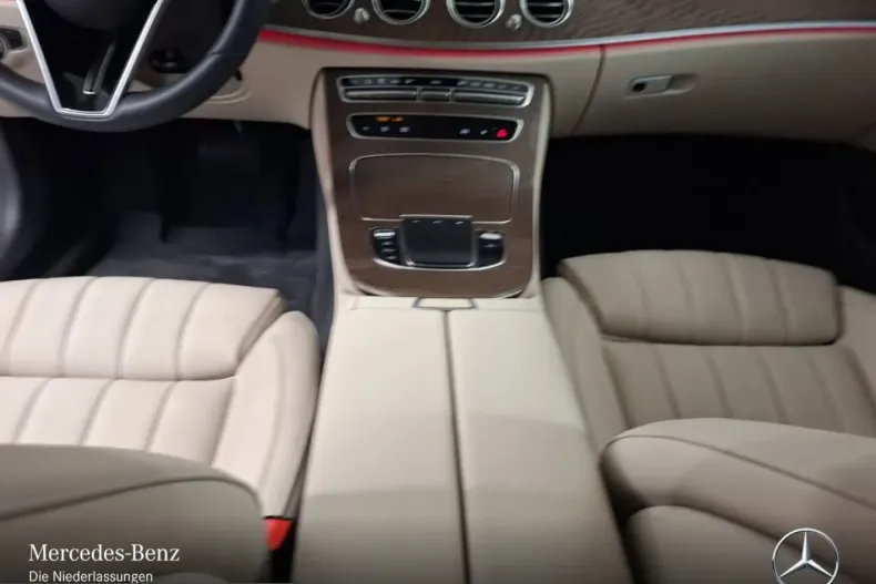 Mercedes-Benz E 300 (Clasa E) din 2023 cu 69.161 km - oferta MER225606 - foto 12
