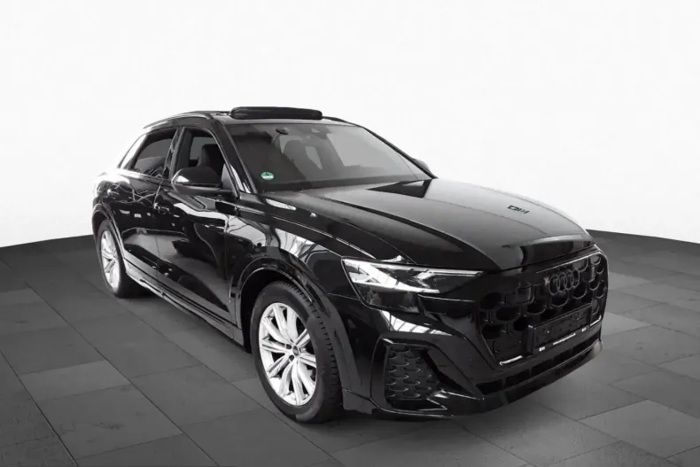 Audi Q8 din 2025 cu 10.295 km - oferta AUD225607 - foto 1