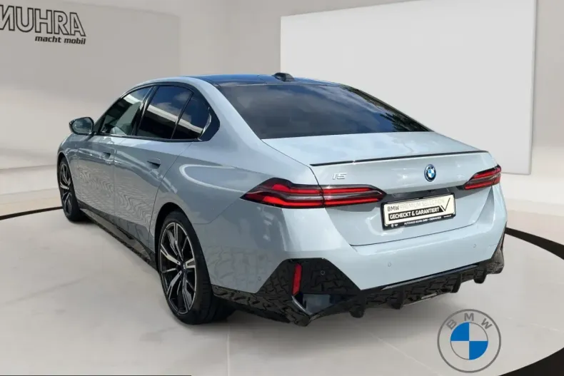 BMW i5 (Seria 5) din 2024 cu 52.045 km - oferta BMW225608 - foto 3