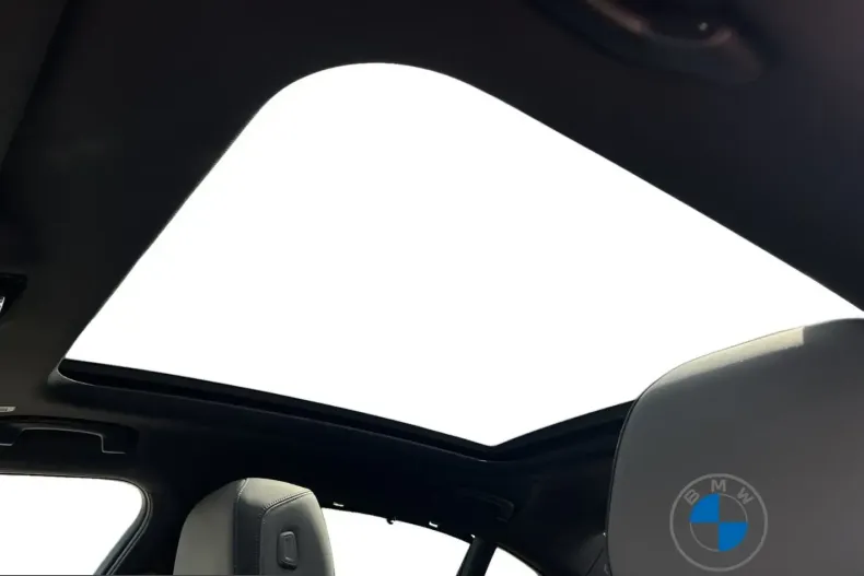 BMW i5 (Seria 5) din 2024 cu 52.045 km - oferta BMW225608 - foto 19