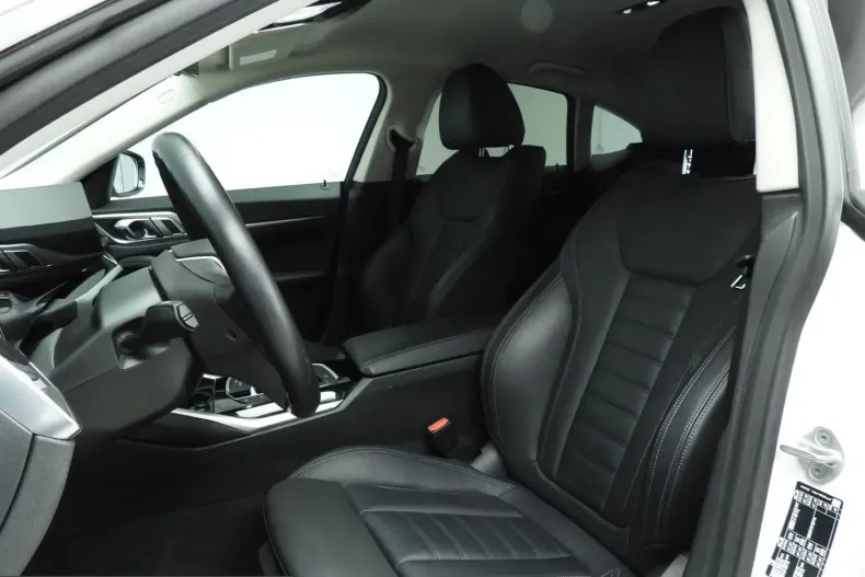 BMW i4 (Seria 4) din 2023 cu 114.000 km - oferta BMW225609 - foto 7
