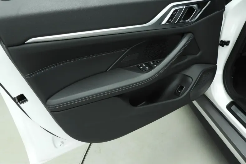 BMW i4 (Seria 4) din 2023 cu 114.000 km - oferta BMW225609 - foto 31