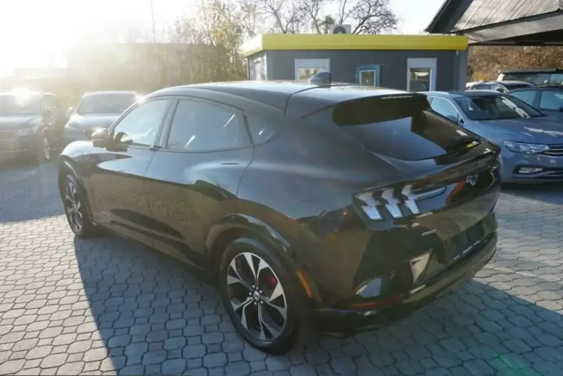Ford Mustang Mach-E din 2021 cu 80.000 km - oferta FOR225618 - foto 3