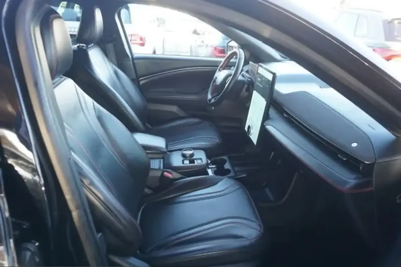 Ford Mustang Mach-E din 2021 cu 80.000 km - oferta FOR225618 - foto 8