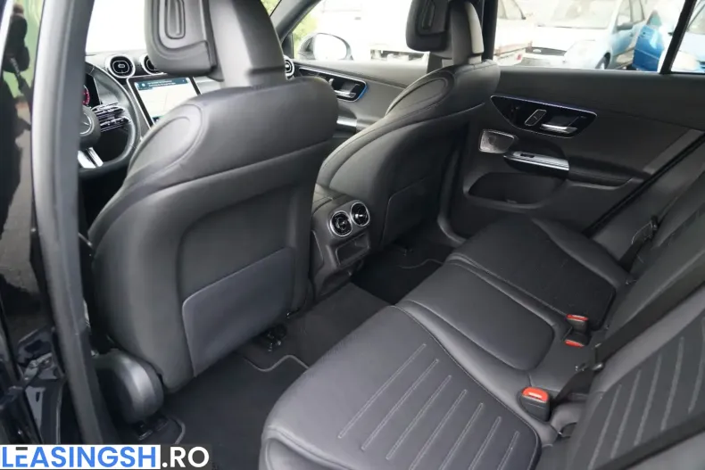 Mercedes-Benz GLC 300 (Clasa GLC) din 2024 cu 124.000 km - oferta MER225629 - foto 17