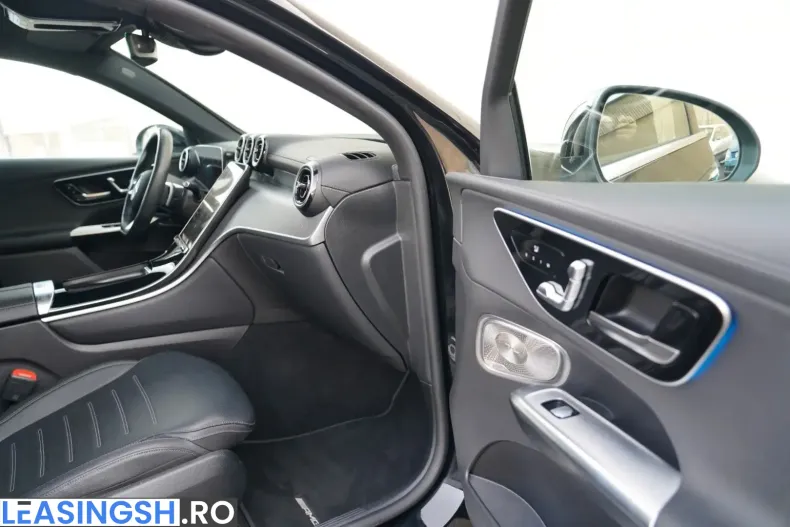 Mercedes-Benz GLC 300 (Clasa GLC) din 2024 cu 124.000 km - oferta MER225629 - foto 29