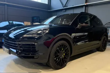 Porsche Cayenne din 2021 - oferta POR225638
