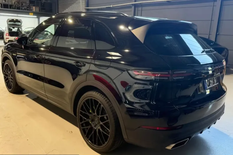 Porsche Cayenne din 2021 cu 10.300 km - oferta POR225638 - foto 8