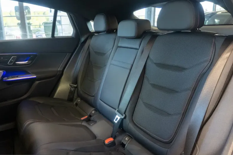 Mercedes-Benz GLC 43 AMG (Clasa GLC) din 2025 cu 11.039 km - oferta MER225640 - foto 23