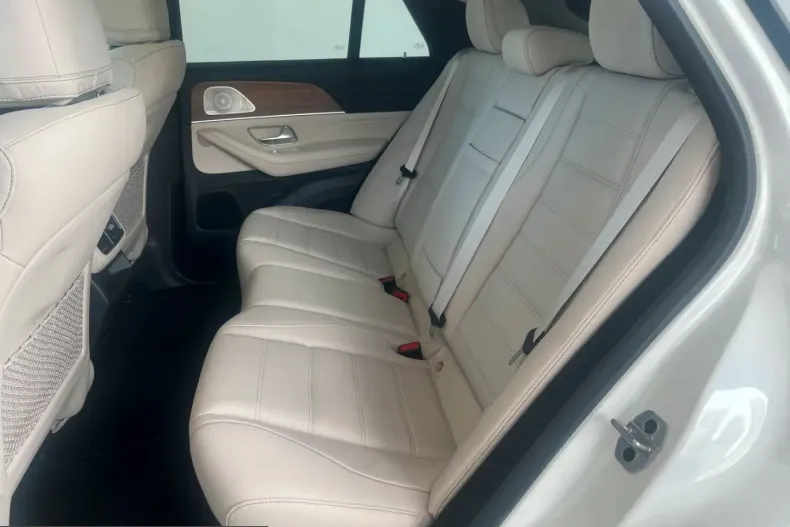 Mercedes-Benz GLE 350 (Clasa GLE) din 2024 cu 2.010 km - oferta MER225644 - foto 17