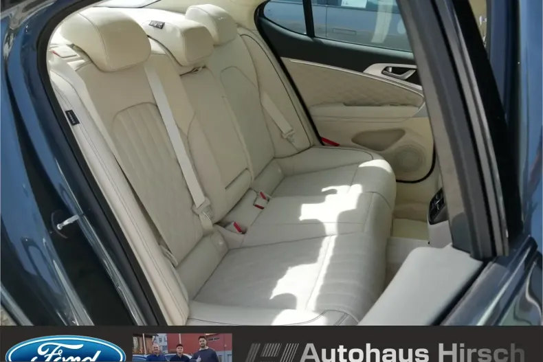 Genesis G70 din 2022 cu 2.150 km - oferta GEN225648 - foto 13