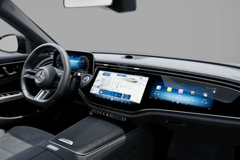 Mercedes-Benz E 300 (Clasa E) din 2025 cu 19.773 km - oferta MER225649 - foto 5