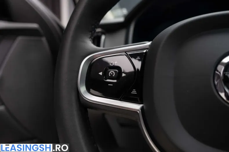 Volvo S90 din 2024 cu 39.722 km - oferta VOL225652 - foto 24