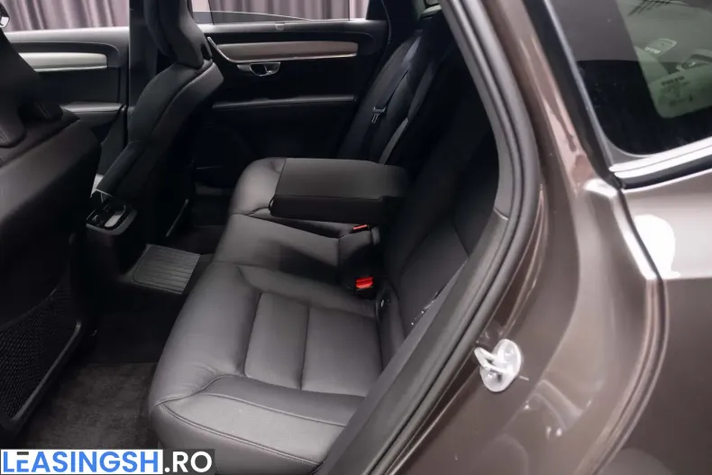Volvo S90 din 2024 cu 39.722 km - oferta VOL225652 - foto 33