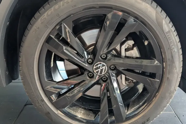 Volkswagen Tiguan Allspace din 2022 cu 59.000 km - oferta VOL225657 - foto 14