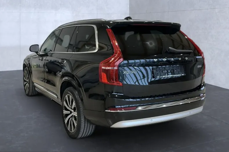 Volvo XC90 din 2022 cu 65.432 km - oferta VOL225660 - foto 2
