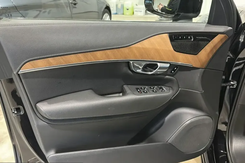 Volvo XC90 din 2022 cu 65.432 km - oferta VOL225660 - foto 5