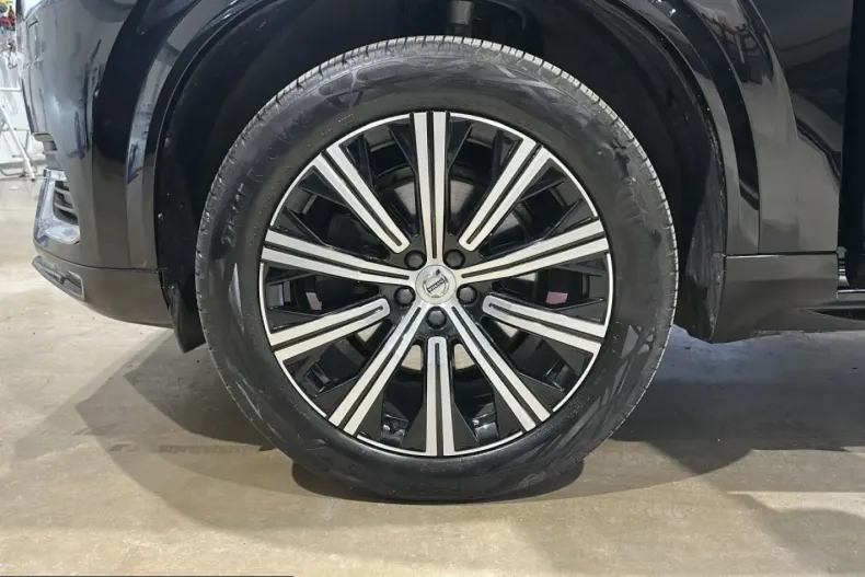 Volvo XC90 din 2022 cu 65.432 km - oferta VOL225660 - foto 12