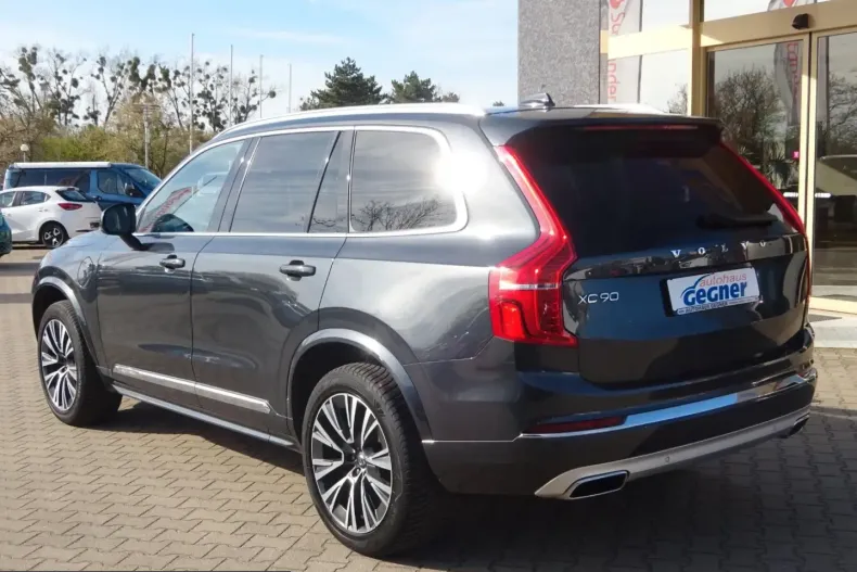 Volvo XC90 din 2022 cu 57.283 km - oferta VOL225661 - foto 3