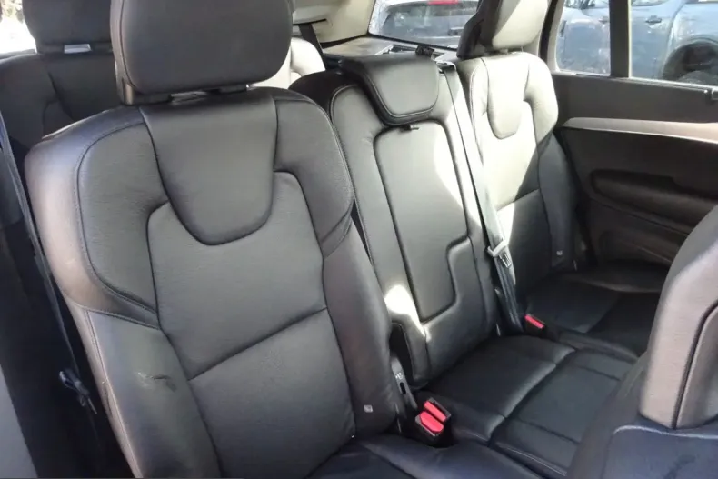 Volvo XC90 din 2022 cu 57.283 km - oferta VOL225661 - foto 11