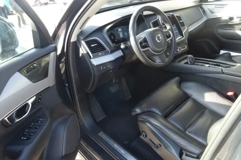 Volvo XC90 din 2022 cu 57.283 km - oferta VOL225661 - foto 18