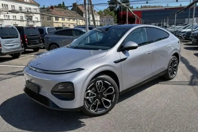 XPENG G6 din 2026 cu 10 km - oferta XPE225664 - foto 1