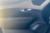 Volvo XC90 din 2022 cu 79.480 km - oferta VOL225668 - foto 17