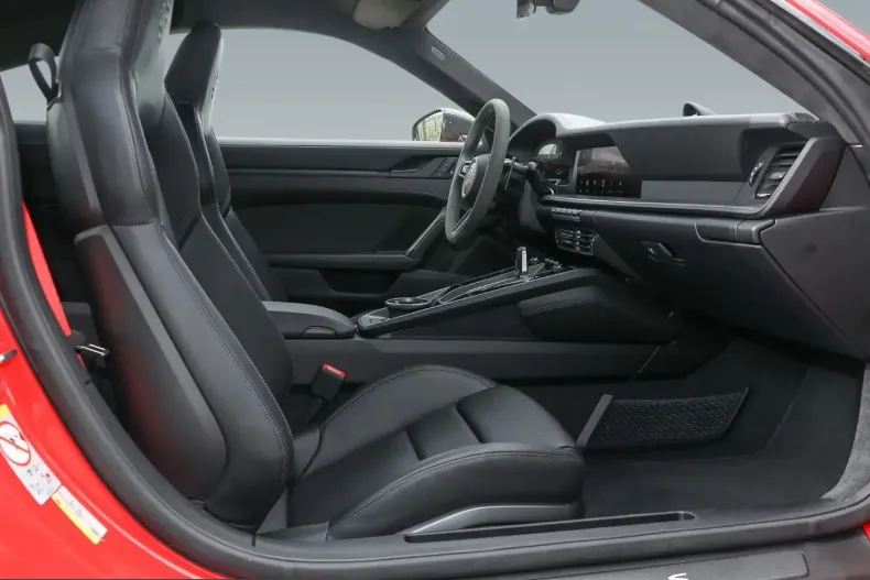 Porsche 992 din 2025 cu 8.200 km - oferta POR225670 - foto 21