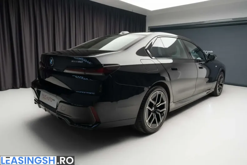 BMW i7 (Seria 7) din 2023 cu 47.588 km - oferta BMW225671 - foto 13