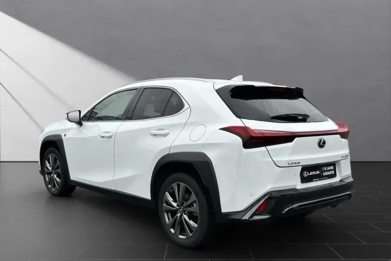 Lexus UX din 2023 cu 12.900 km - oferta LEX225676 - foto 3