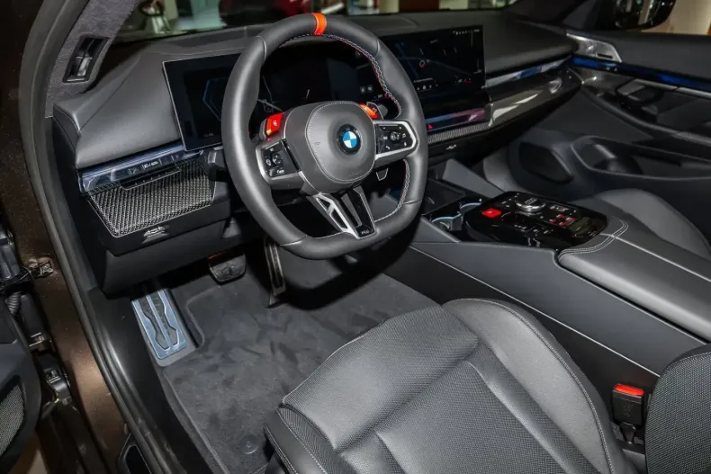 BMW M5 (Seria 5) din 2026 cu 2.500 km - oferta BMW225679 - foto 9