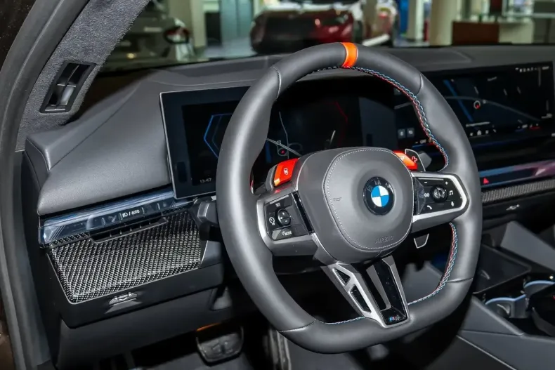 BMW M5 (Seria 5) din 2026 cu 2.500 km - oferta BMW225679 - foto 10