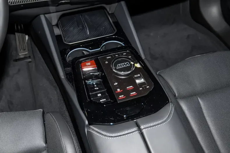 BMW M5 (Seria 5) din 2026 cu 2.500 km - oferta BMW225679 - foto 19