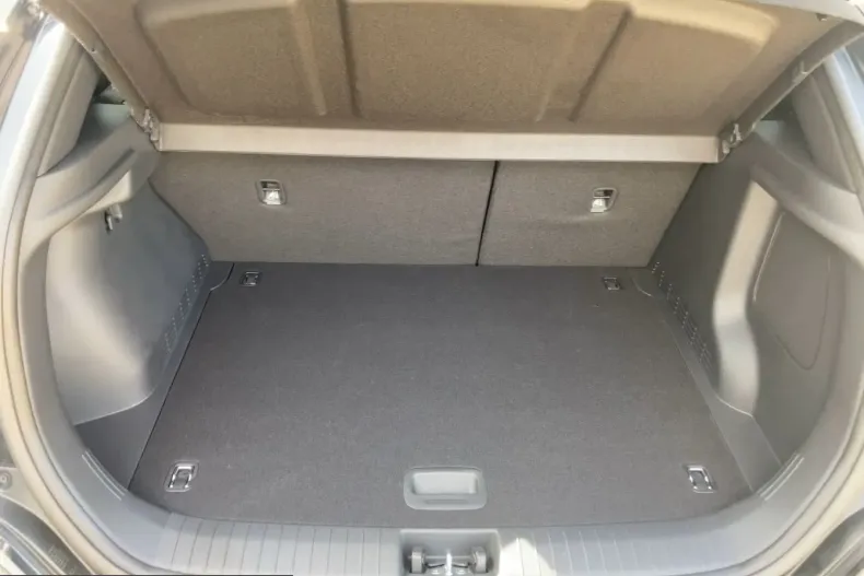 Hyundai Kona din 2023 cu 15.000 km - oferta HYU225682 - foto 13