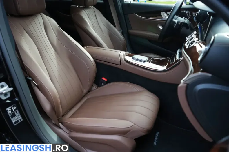 Mercedes-Benz E 400 (Clasa E) din 2023 cu 100.000 km - oferta MER225683 - foto 10