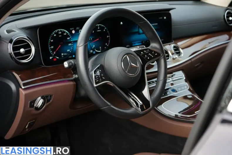 Mercedes-Benz E 400 (Clasa E) din 2023 cu 100.000 km - oferta MER225683 - foto 14