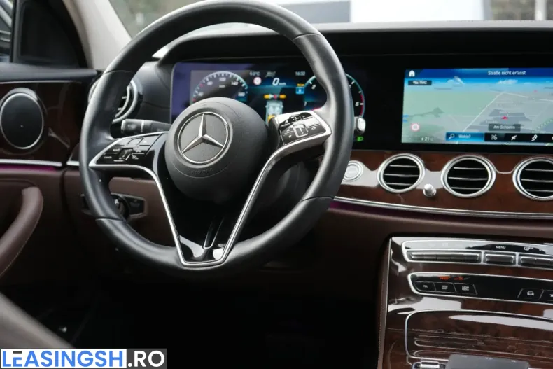 Mercedes-Benz E 400 (Clasa E) din 2023 cu 100.000 km - oferta MER225683 - foto 19