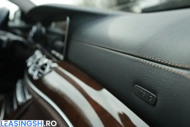 Mercedes-Benz E 400 (Clasa E) din 2023 cu 100.000 km - oferta MER225683 - foto 23