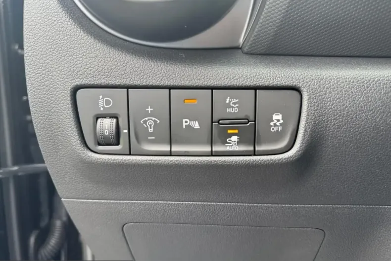 Hyundai Kona din 2023 cu 28.380 km - oferta HYU225685 - foto 16