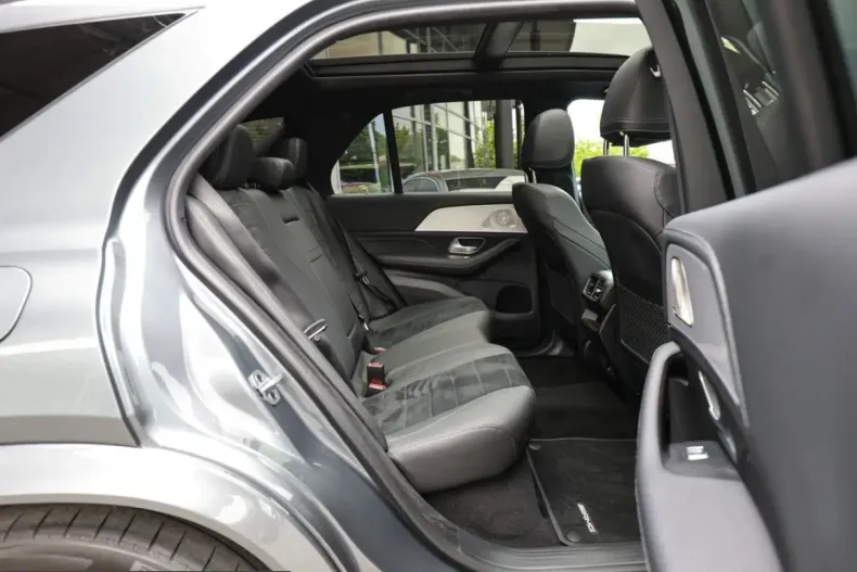 Mercedes-Benz GLE 450 (Clasa GLE) din 2024 cu 69.485 km - oferta MER225691 - foto 4