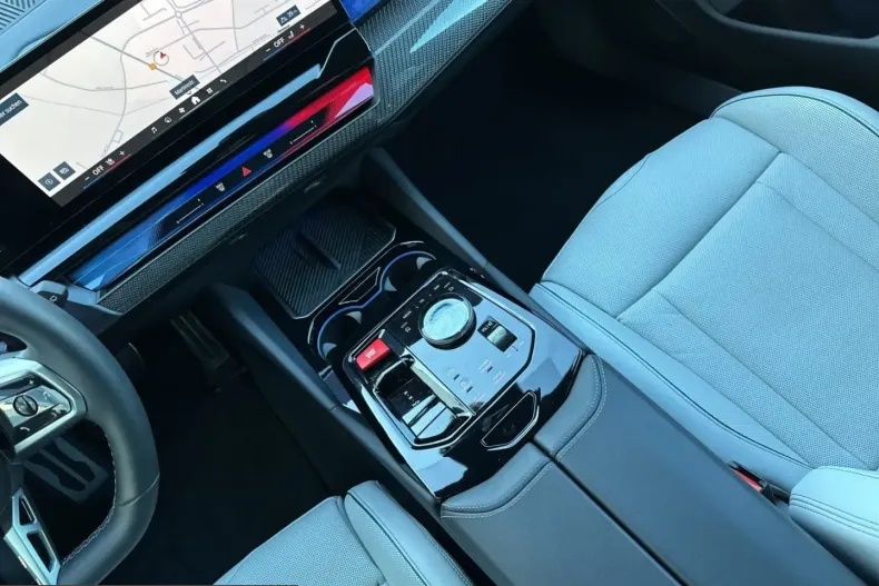 BMW M5 (Seria 5) din 2025 cu 14.161 km - oferta BMW225692 - foto 10