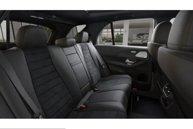 Mercedes-Benz GLE 450 (Clasa GLE) din 2024 cu 34.206 km - oferta MER225693 - foto 9