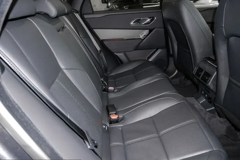 Land Rover Range Rover Velar din 2025 cu 12.500 km - oferta LAN225706 - foto 6